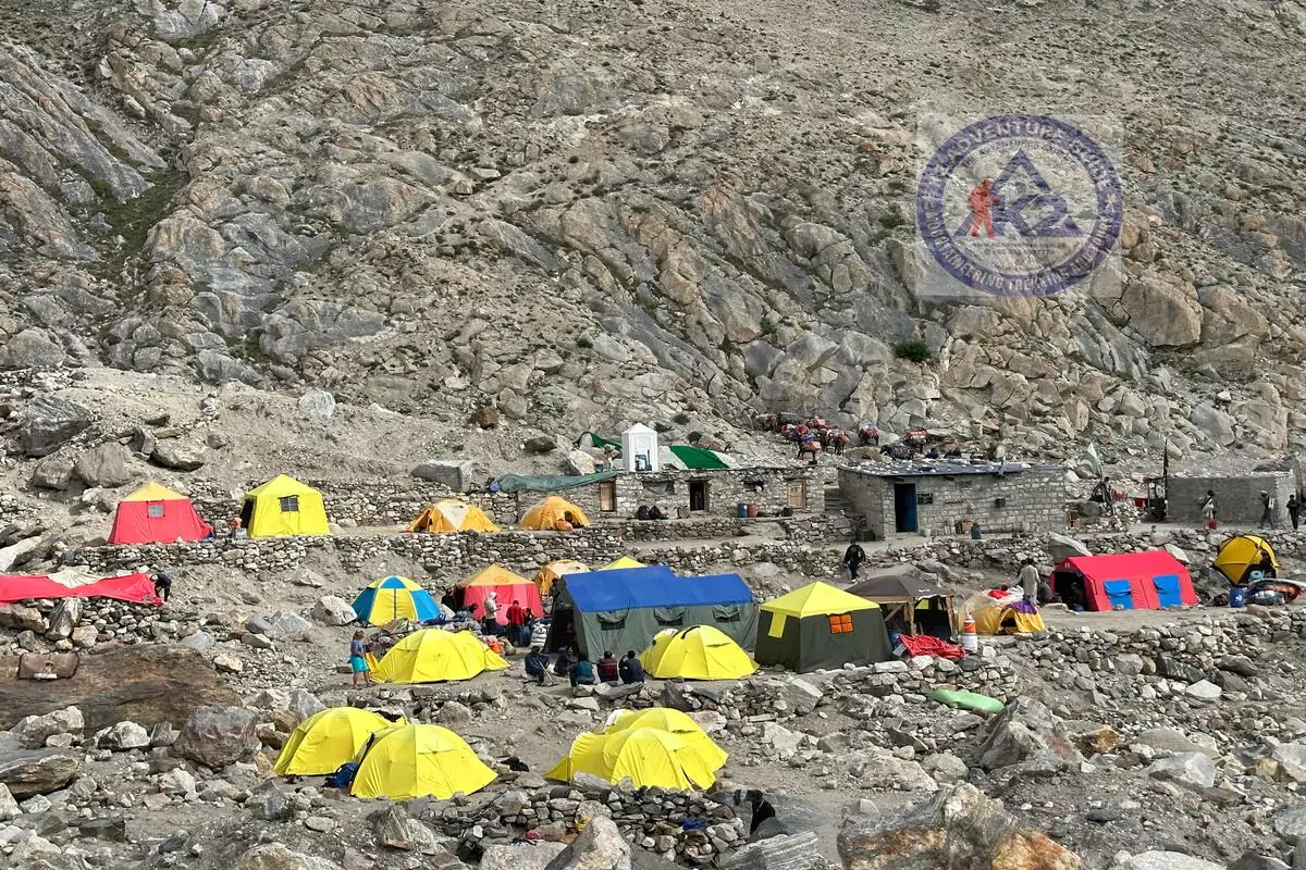 k2 base camp camping
